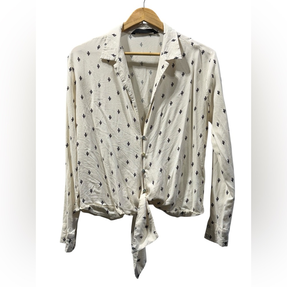 Knot Sisters Cactus Print Tie Front Button Down Blouse Cream Western Boho Medium